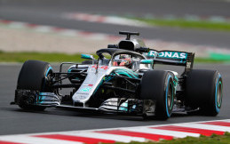 Toto Wolff: Hamilton Bisa Saja Hengkang ke Ferrari