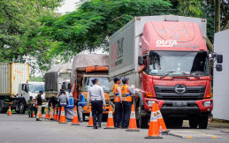 Berantas Pungli dan Overload, Kemenhub Optimalkan Teknologi WIM dan ETLE untuk Truk Logistik