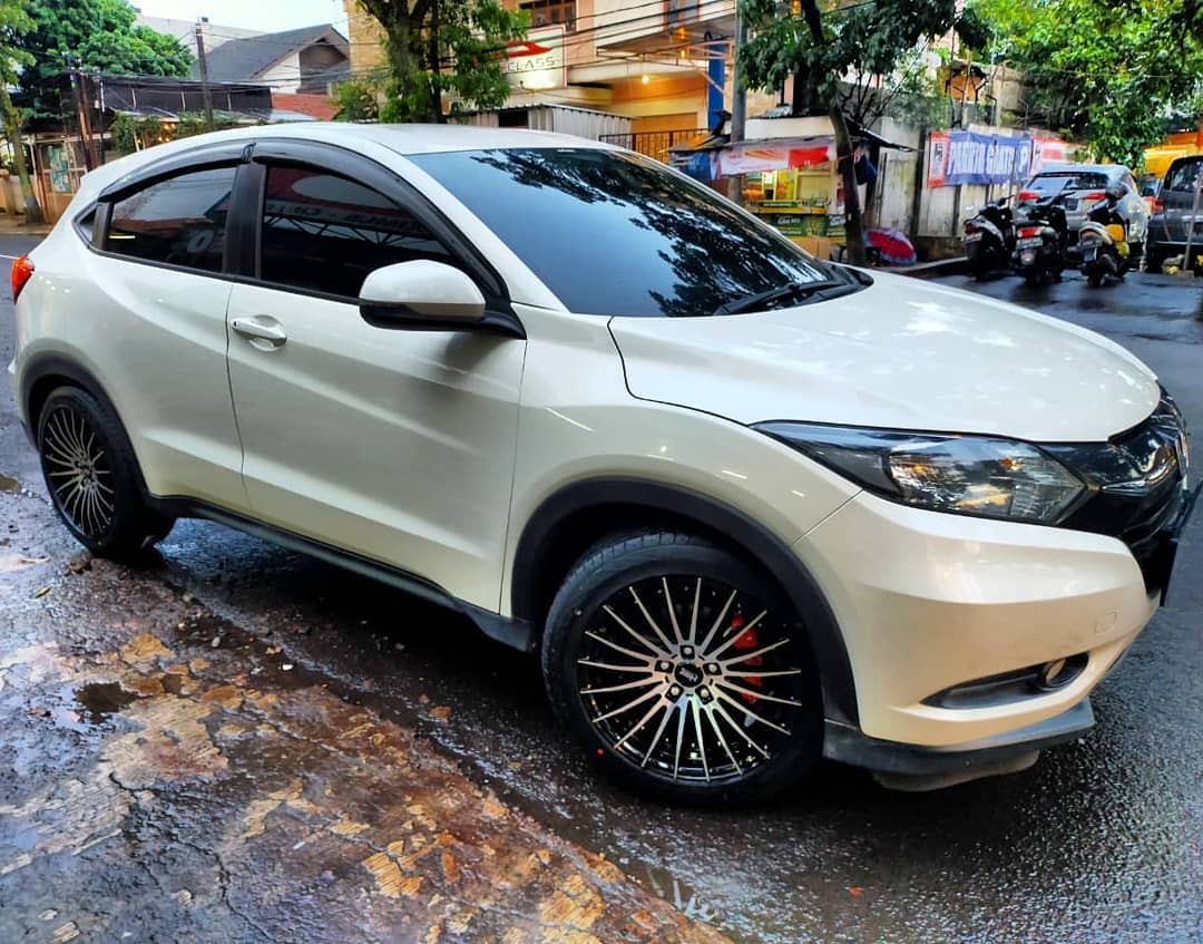 Masih ada Dana Lebih Beli Mobil PPnBM 0%, Lirik HSR Wheel Punya Gaya!
