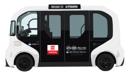 Toyota Andalkan Kendaraan Elektrifikasi Kawal Pelari Maraton