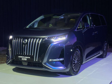 Denza D9 Mampu Tempuh Jarak 600 Km, Isi Daya 10 Menit Bisa Melaju 150 Km