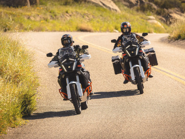Duel Motor Adventure 2026: KTM 1390 Super Adventure dan BMW R 1300 GS