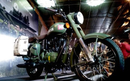 Ini Tampilan Keren Royal Enfield Classic 500 Pegasus 