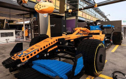 Lego McLaren MCL36 Bisa Dinaiki Daniel Ricciardo Mejeng Di Pit