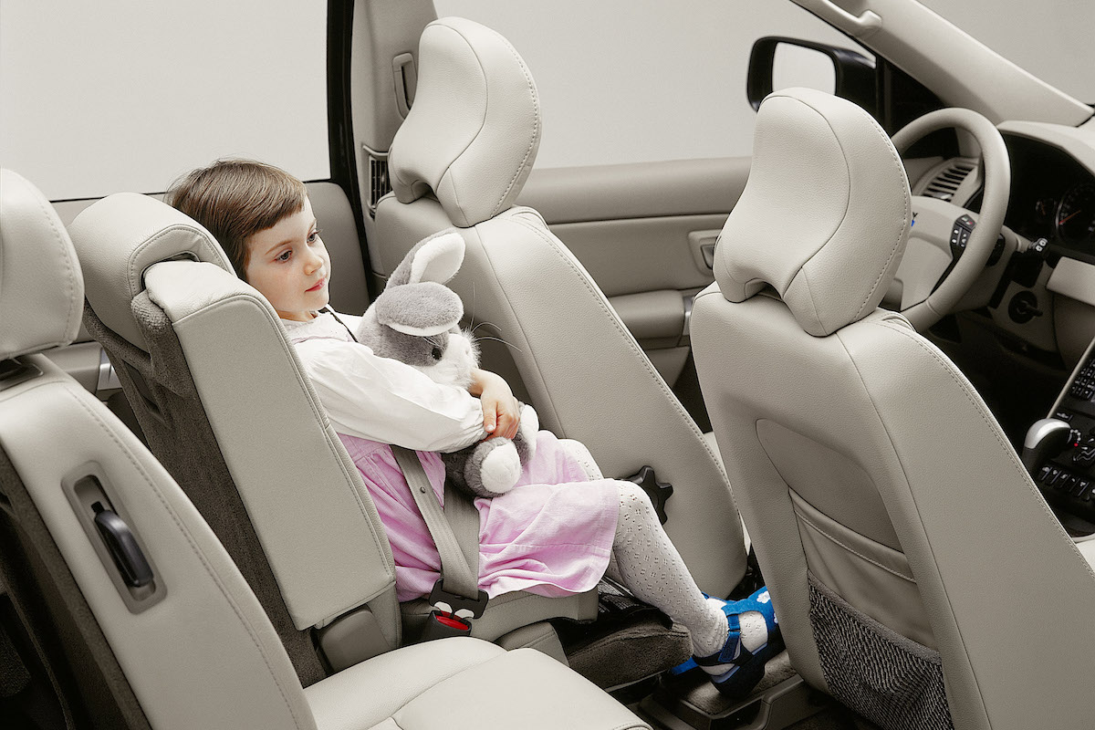 Pentingnya Baby Car Seat dan Kewaspadaan Fitur Kursi Lipat Otomatis