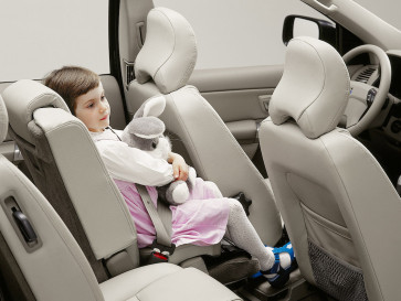 Pentingnya Baby Car Seat dan Kewaspadaan Fitur Kursi Lipat Otomatis