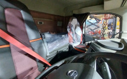 Tempuh Perjalanan Jauh, Ruang Istirahat di Kabin Truk Sangat Penting Bagi Pengemudi