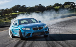 Ini Yang Membuat BMW M2 Coupe Gampang Diajak Ngedrift