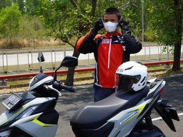 Saran Instruktur Senior Ketika Berkendara di Tengah Abu Vulkanik
