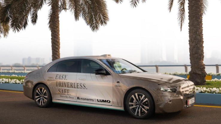 Robotaxi Mewah Hasil Kolaborasi Mercedes-Benz dan Momenta