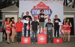 IIMS Sajikan Aksi Liukan Mobil-mobil Dalam Gymkhana Competition