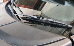 Tidak Perlu Beli Frame, Bisa Pakai Wiper Refill