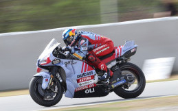 Dua Pembalap Gresini Racing Selesaikan MotoGP Catalunya di 10 Besar