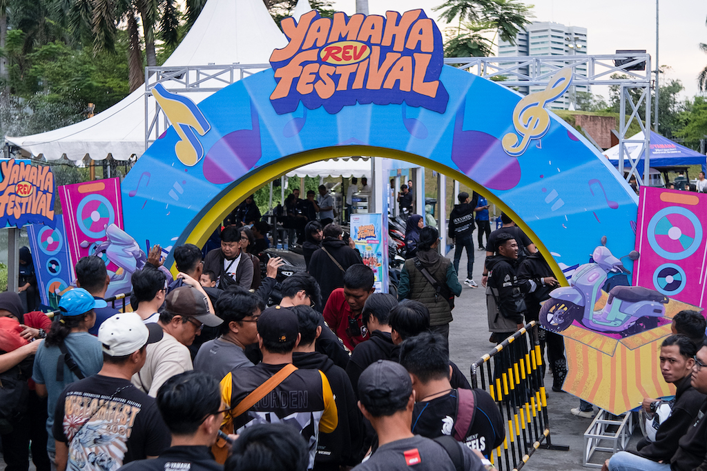 Yamaha Rev Festival 2025 dan Perayaan 1 Dekade MAXi Yamaha Meriah di Senayan Park