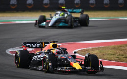 Gelar Juara Konstruktor Red Bull Racing untuk Menghormati Mendiang Dietrich Mateschitz