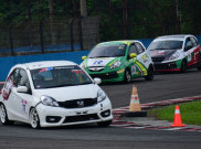 Pebalap Bandung Center Racing Team Raih Kemenangan di Honda Jazz Speed Challenge 12