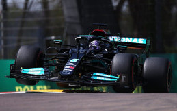 Lewis Hamilton Masuk 10 Besar Atlit Bayaran Terbesar Versi Majalah Forbes
