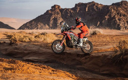Dakar 2022 Etape 2 : Joan Barreda Tercepat, Pereli Elite Mulai Bersaing Ketat