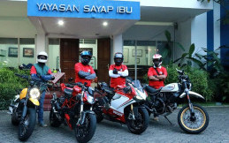 Ducati Owner Indonesia (DOCI) Donasikan Sembako ke Terdampak Covid-19 di Bulan Ramadan