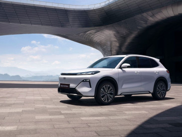 Geely EX5 EM-i, Kombinasi Tenaga Listrik dan Mesin Konvensional