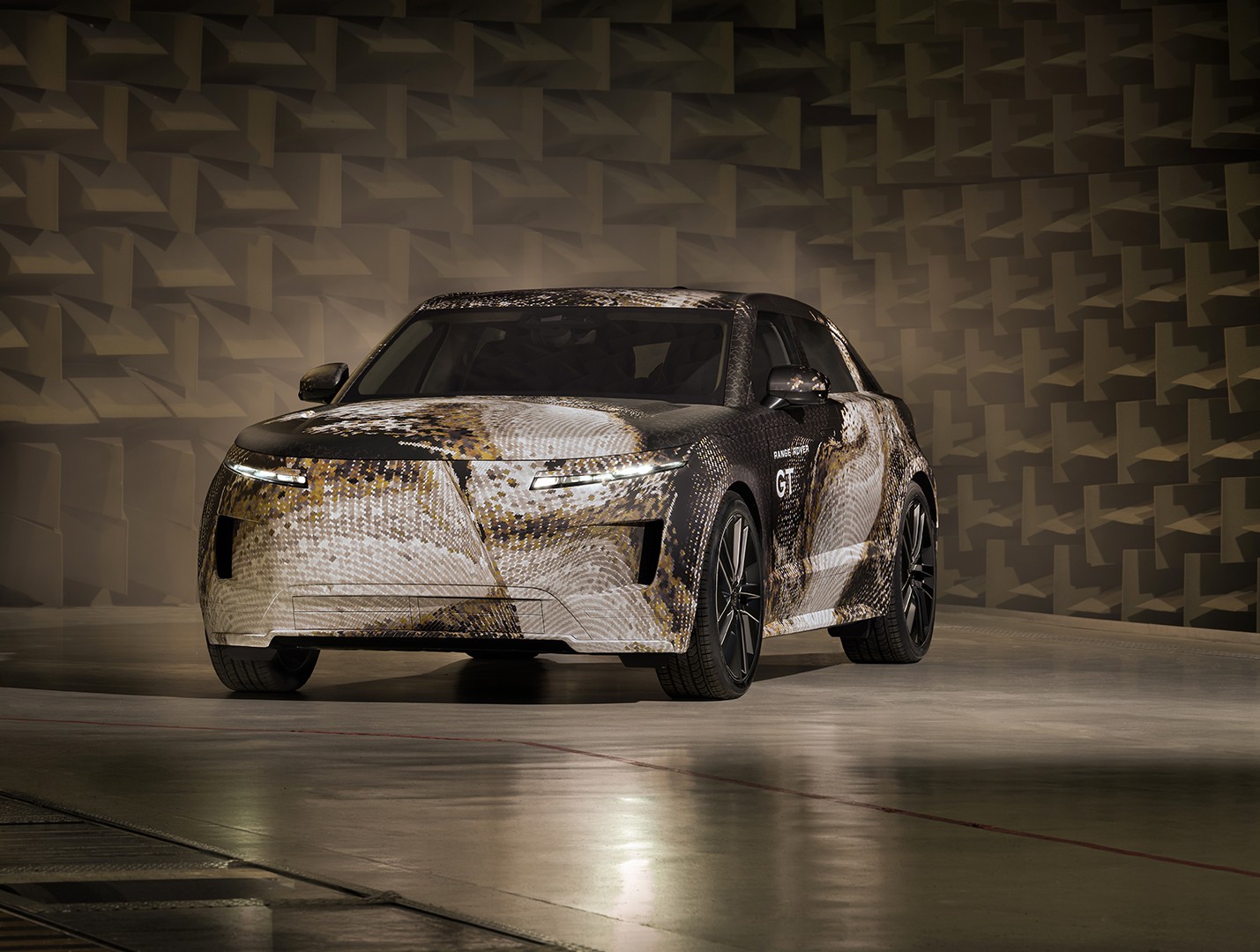 Land Rover Sebar Teaser Range Rover GT, Siap Lahirkan Fastback Listrik Mewah