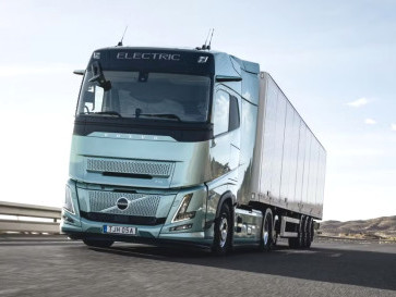Bisa Tempuh Jakarta-Surabaya Sekali Cas! Volvo FH Aero Electric Kini Bisa Jalan Hingga 700 Km