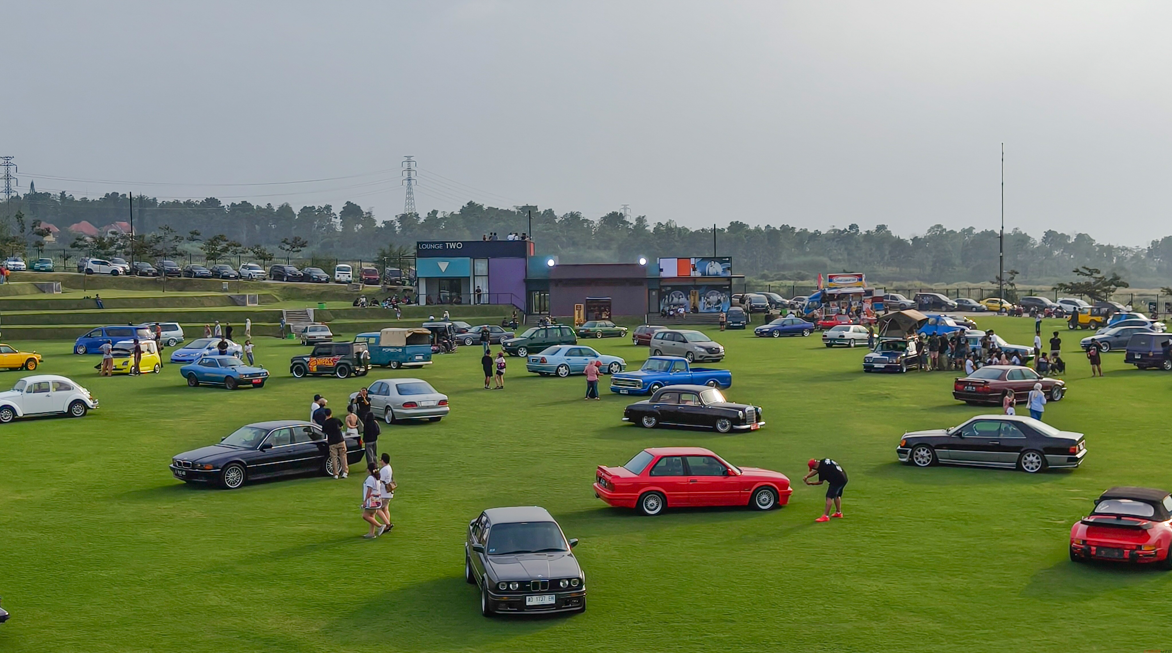 Suddenly Meetup Hadirkan Meet Up Auto Kultur di Alam Terbuka Bertema Recreation 