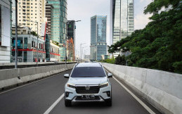 Video Highway Cruising All New Honda BR-V Prestige CVT with Honda Sensing