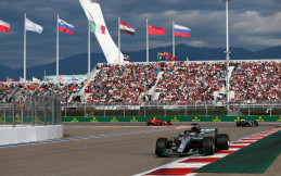 Hasil GP Rusia: Hamilton Juara, Kemenangan Kelima Beruntun 