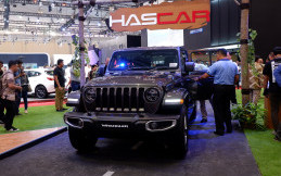 Boyong Wrangler, Booth Jeep Bertemakan Urban and camp Adventure