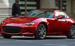 Dokumen Paten Terbaru Mazda Bocor, Siapkan Sportscar Atap Terbuka dengan Pintu Butterfly