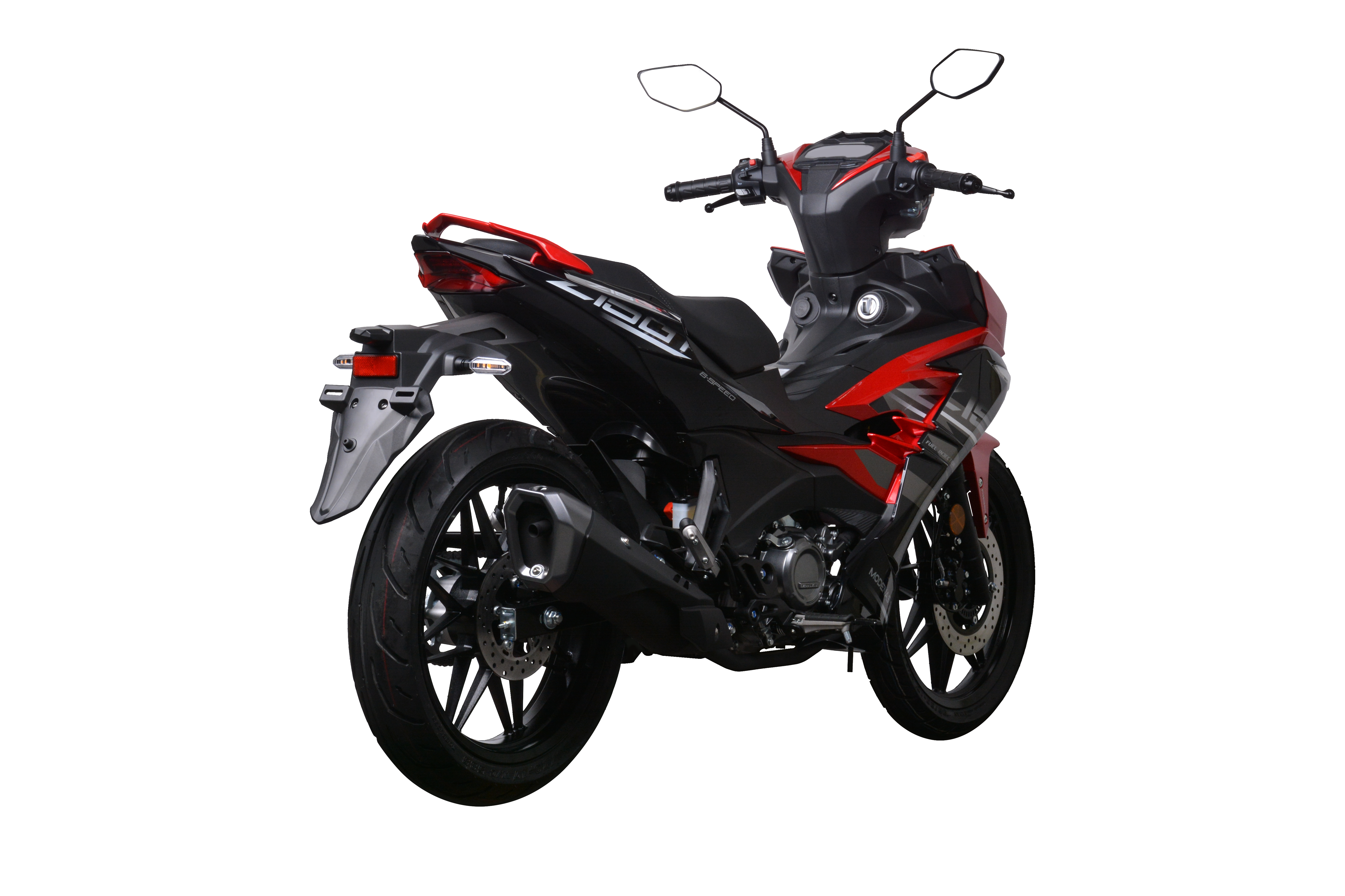 Tampilan Modenas Z15GT punya kesamaan dengan Yamaha MX King. 