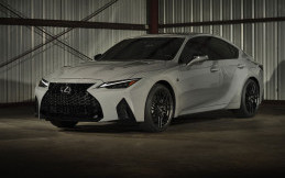 Lexus IS 500 F Sport Performance Launch Edition, ada 500 Unit!