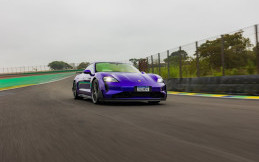 Simak Rekor Terbaru Porsche Taycan Turbo GT di Sirkuit Interlagos