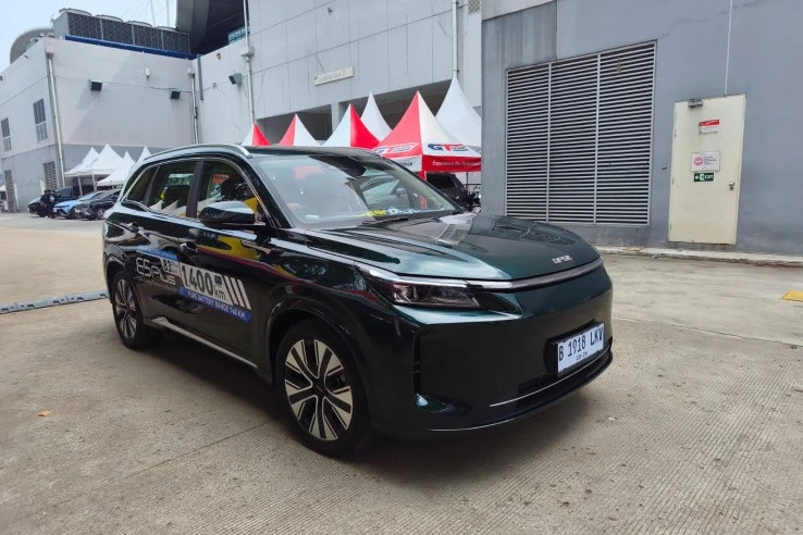 Kalah Langkah di Era Elektrifikasi, DFSK E5 Plus Harus Menembus Dominasi BYD, Wuling, dan Chery