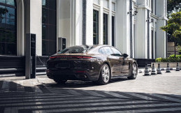Raih Penjualan Positif, Ini Strategi Porsche Tahun 2023