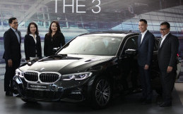 Kenalkan All New BMW Seri 3 di Surabaya, Ada Promo Kemerdekaan Juga Loh