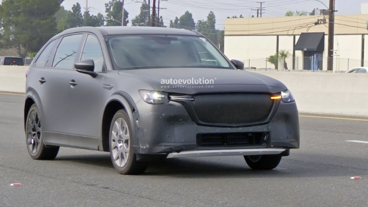 Mazda Tertangkap Uji Coba SUV Listrik Generasi Baru, Intip Bocorannya