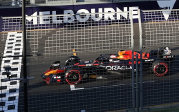Apakah Posisi Grid Box Max Verstappen Melanggar? Begini Penjelasannya