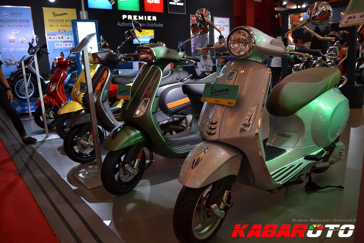 Piaggio Gelar Kompetisi Foto di Kota Surabaya