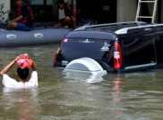 Cara Mengetahui Mobil Bekas Terendam Banjir