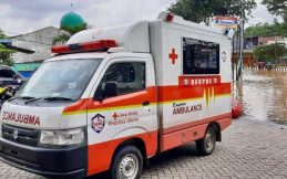 Suzuki Club  Reaksi Cepat Bantu Korban Banjir di Bekasi