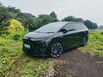 Test Drive Xpeng X9 Long Range Pro+, Sensasi Hotel Bintang 5 Berjalan