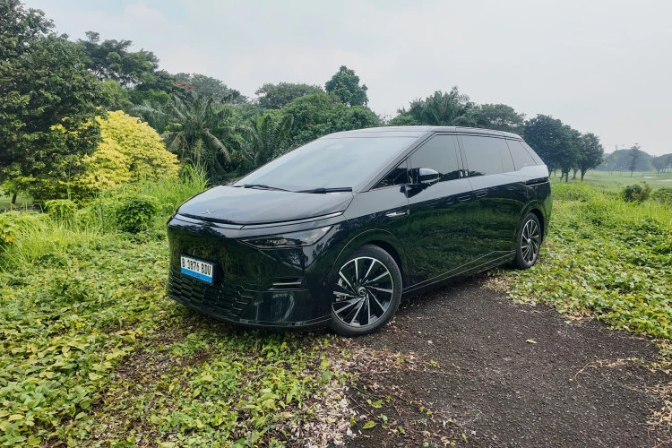 Test Drive Xpeng X9 Long Range Pro+, Sensasi Hotel Bintang 5 Berjalan