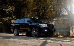 Audio Toyota Land Cruiser Sahara Ini Hasil Garapan Ahli Elektro dan Modifikator