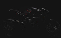 MV Agusta Siap Hadirkan Dragster Special Edition