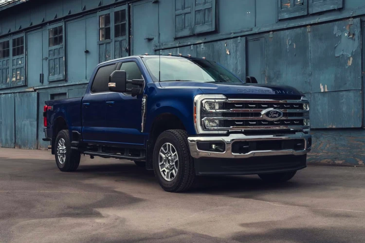 Ford F-250 2026 Bermesin V8 7.300 cc, Dijuluki 