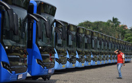 PT Transjakarta Terjunkan 20 Medium Bus Rute Pasar Minggu-Tanah Abang