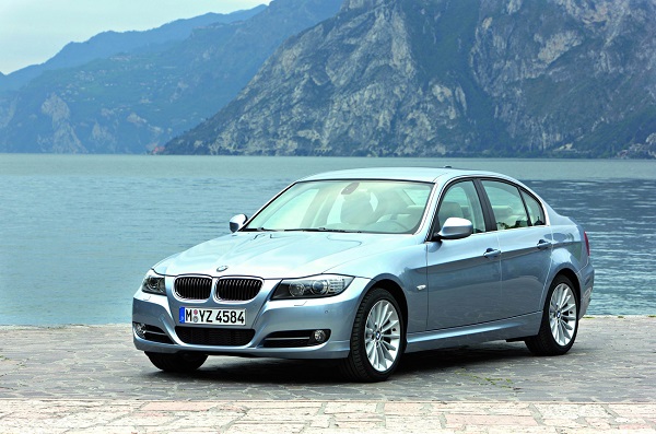 BMW Tarik 139 Ribu Unit Seri 3 di China 