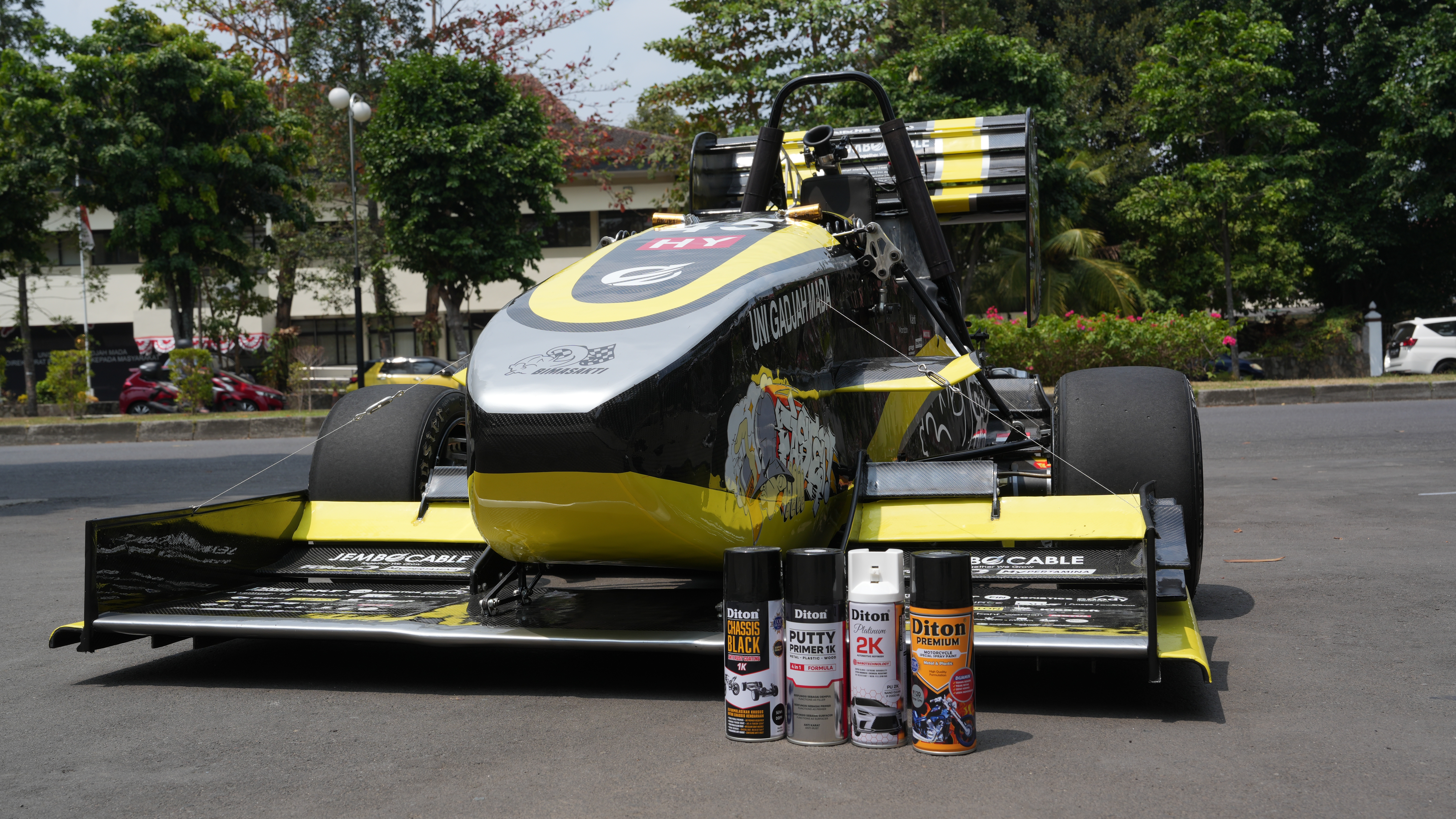 Mobil Formula Student Hybrid Buatan UGM, Siap Unjuk Gigi di Formula SAE Italy 2026